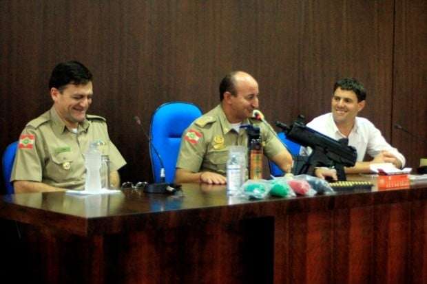 Polícia Militar de Nova Veneza recebe reforço no armamento