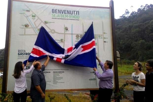 Placa da rota gastronômica é inaugurada em Nova Veneza