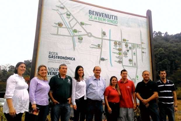 Placa da rota gastronômica é inaugurada em Nova Veneza