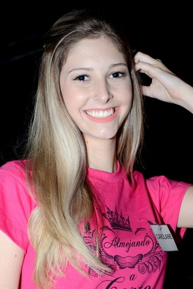 Carolaine Morelli (Coral Pequenos Peregrinos);