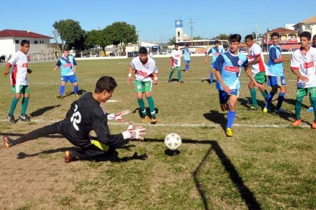 Bom de Bola define calendário de 2015 em Santa Catarina