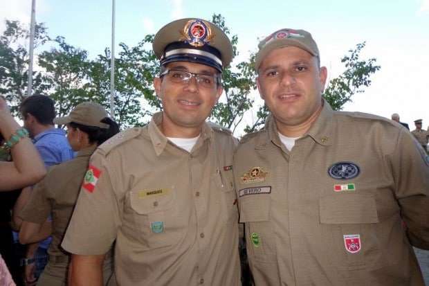 Policiais Militares de Nova Veneza são condecorados e promovidos 28 Policiais Militares de Nova Veneza são condecorados e promovidos