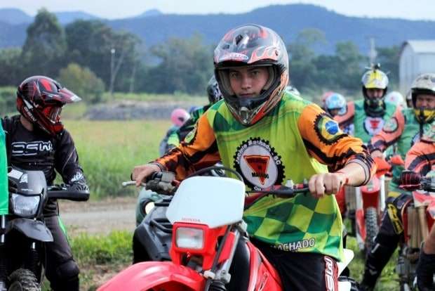 Rio Cedro Médio reúne mais de 280 motos na 7ª Trilha do Morro Redondo