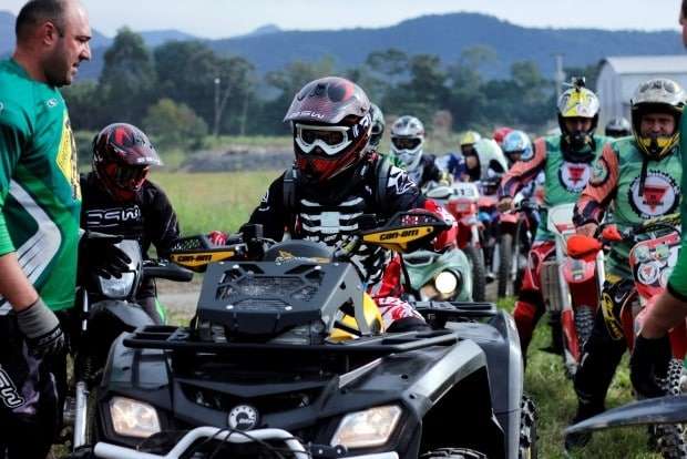 Rio Cedro Médio reúne mais de 280 motos na 7ª Trilha do Morro Redondo