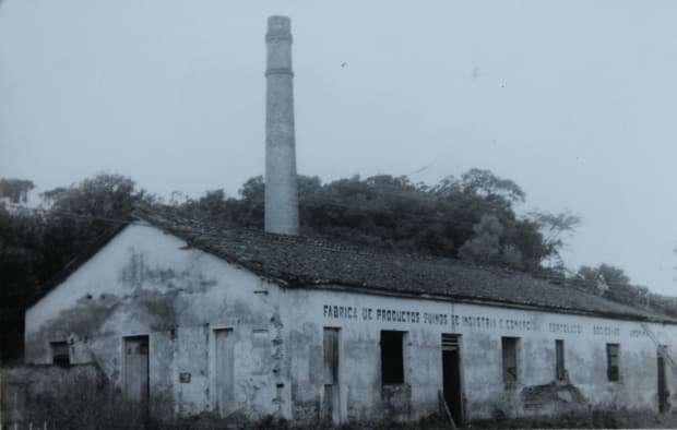 Nossa história: O que nos conta a chaminé? 1 Nossa história: O que nos conta a chaminé?