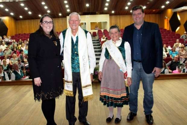 Eleitos Rei e Rainha da terceira idade em Nova Veneza 1 Eleitos Rei e Rainha da terceira idade em Nova Veneza
