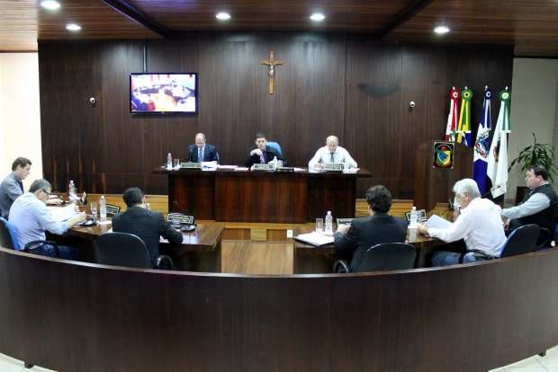 Câmara de Nova Veneza promove sessão especial de homenagens 1 Câmara de Nova Veneza promove sessão especial de homenagens