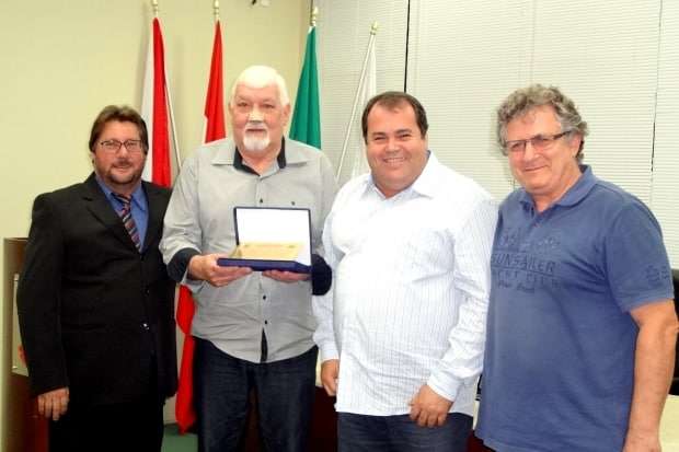 COOPERA recebe Moção de Aplauso da Câmara de Forquilhinha