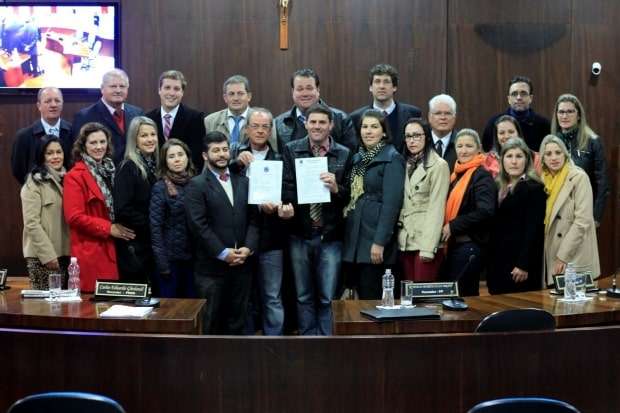 Vereadores de Nova Veneza aprovam o Plano Municipal de Educação 1 Vereadores de Nova Veneza aprovam o Plano Municipal de Educação
