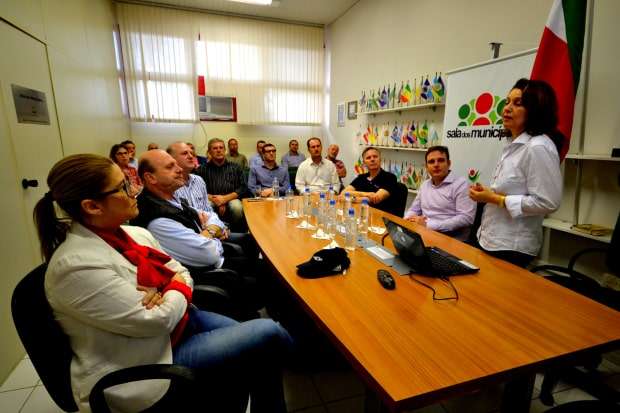 Comissão Rio Mãe Luzia se reúne com deputados federais para discutir soluções 1 Comissão Rio Mãe Luzia se reúne com deputados federais para discutir soluções