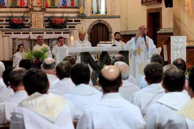 Nova Veneza recebe padres no 22º Encontro Regional de Presbíteros