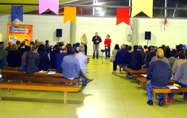 Cooperados bem informados no “COOPERA em Comunidade” 1 Cooperados bem informados no “COOPERA em Comunidade”