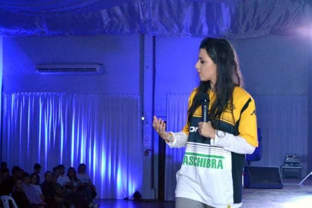 As lições de empreendedorismo de Bel Pesce nos 40 anos do curso de Administração da Unesc 1 As lições de empreendedorismo de Bel Pesce nos 40 anos do curso de Administração da Unesc