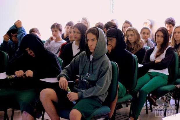 Simec participa da Semana da Juventude