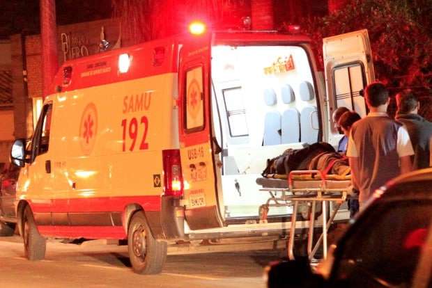 Motociclista se fere em acidente na José Spilere em Caravaggio 3 Motociclista se fere em acidente na José Spilere em Caravaggio
