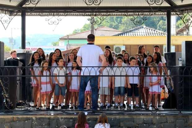 Nova Veneza inicia Semana da Juventude 2 Nova Veneza inicia Semana da Juventude