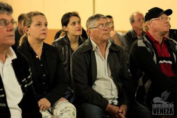 Comunidade de São Bento Alto ganha praça e academia