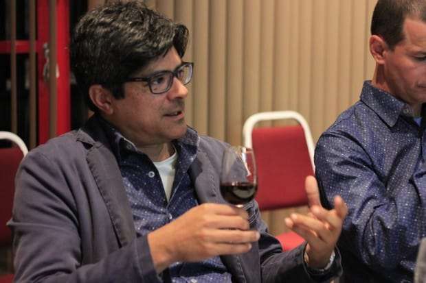 Confraria Pan & Vin comemora quatro anos em confraternização na Casa Savoia
