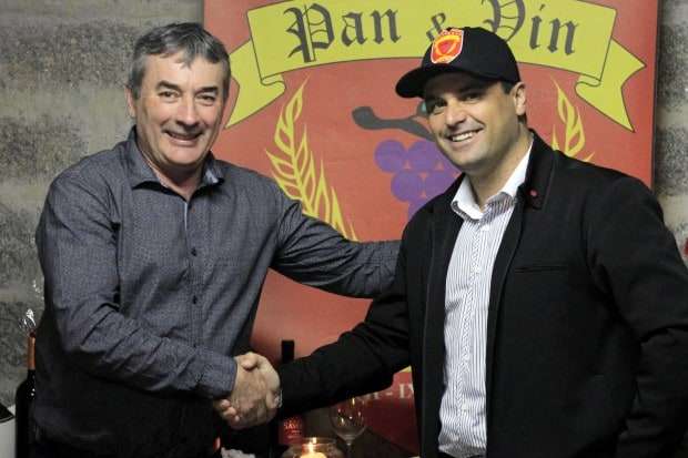 Confraria Pan & Vin comemora quatro anos em confraternização na Casa Savoia