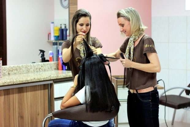 Salão de beleza Márcia Cabelereira é reinaugurado no Bairro Bortolotto