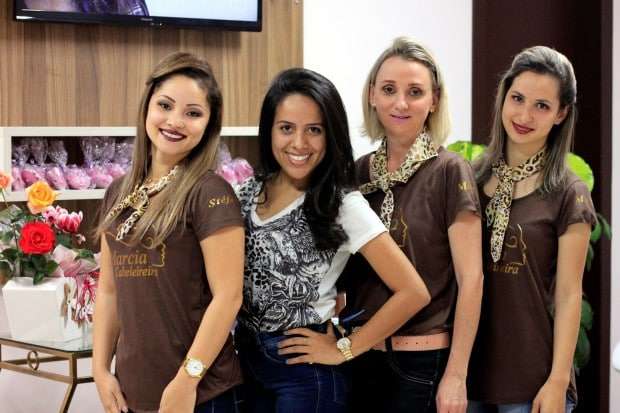 Salão de beleza Márcia Cabelereira é reinaugurado no Bairro Bortolotto