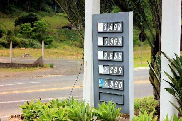 Petrobras aumenta preços e gasolina já é vendida mais cara em Nova Veneza 1 Petrobras aumenta preços e gasolina já é vendida mais cara em Nova Veneza