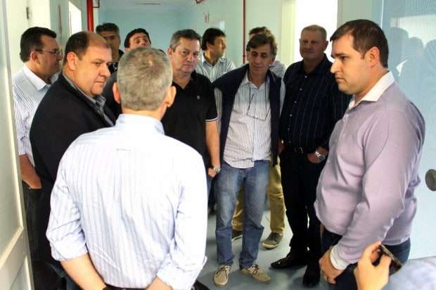 Kleinubing visita Hospital São Marcos