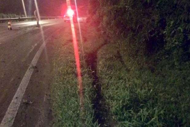 Ao perder controle da direção motorista sai da pista na SC-446