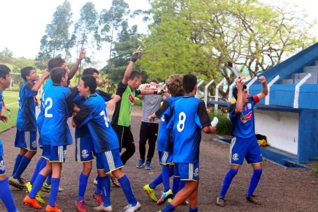 Biguaçú e Camboriú são campeões da etapa regional sul do Moleque