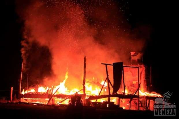 Homem é suspeito de atear fogo na própria casa em Rio Cedro Alto