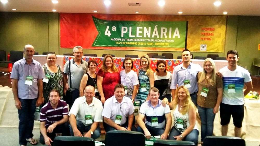 Marcelo Branco: O famoso Padre Marcelo Rossi que esteve em Criciúma lançando um livro, ficou hospedado por aqui 6  O jovem Helieder Damiani, o “Edinho”  esteve em Brasília  na semana passada na 4ª Plenária Nacional dos Trabalhadores Rurais representando o STTR, de Nova Veneza.