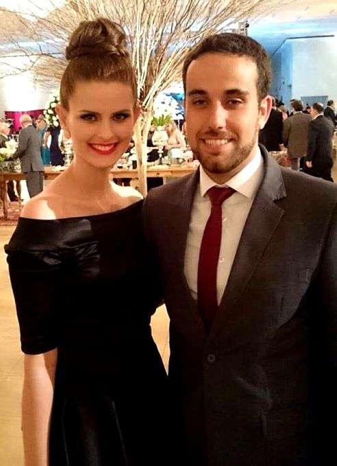 Ricardo Mazzorana: É campeão! Parabéns ao G. E. Metropolitano pela conquista 4 Um belo casal - Joana Ghisleri Amboni e João Marcos Spillere.