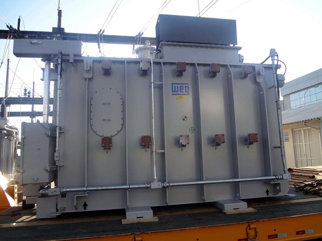 COOPERA: Subestação de 69 kW recebe novo transformador