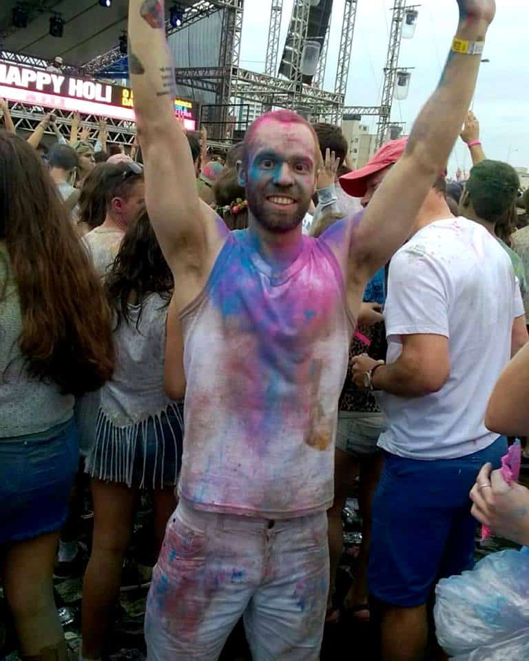Ricardo Mazzorana: Nossa lindíssima médica Marcela Spillere Rovaris 5 Alexandre Michel curtindo o Happy Holi, em Floripa.