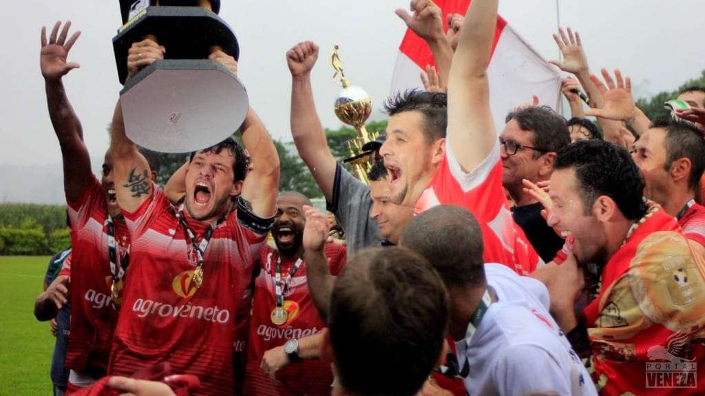 Metropolitano vence Araranguá e conquista o título da LARM 2015