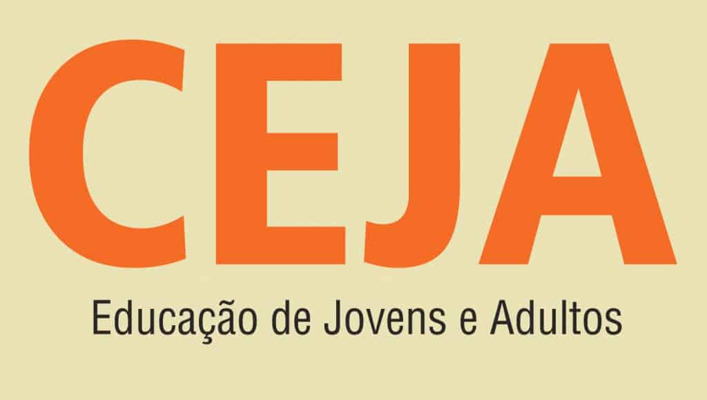 Duas turmas nas aulas do CEJA em 2016