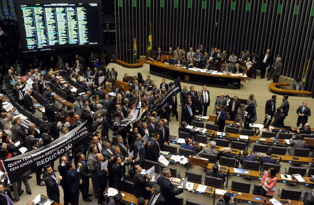 Confira as principais propostas aprovadas pela Câmara dos Deputados em 2015 1 Confira as principais propostas aprovadas pela Câmara dos Deputados em 2015