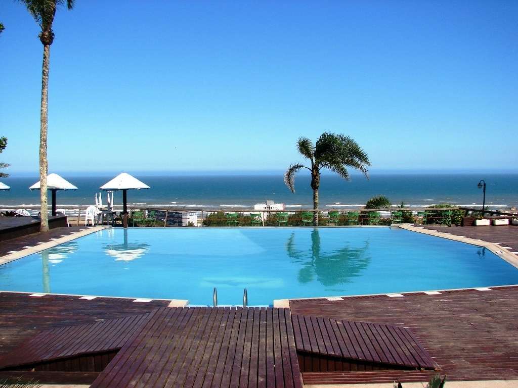 Marcelo Branco: No dia 16 de janeiro, sábado, haverá o 1º costelaço no Balneário da Dete 5  Vista privilegiada da praia do Hotel Morro dos Conventos.