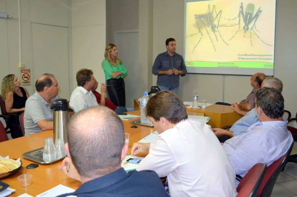 Dengue, zika virus e chikungunya são pautas da AMREC 1 Dengue, zika virus e chikungunya são pautas da AMREC