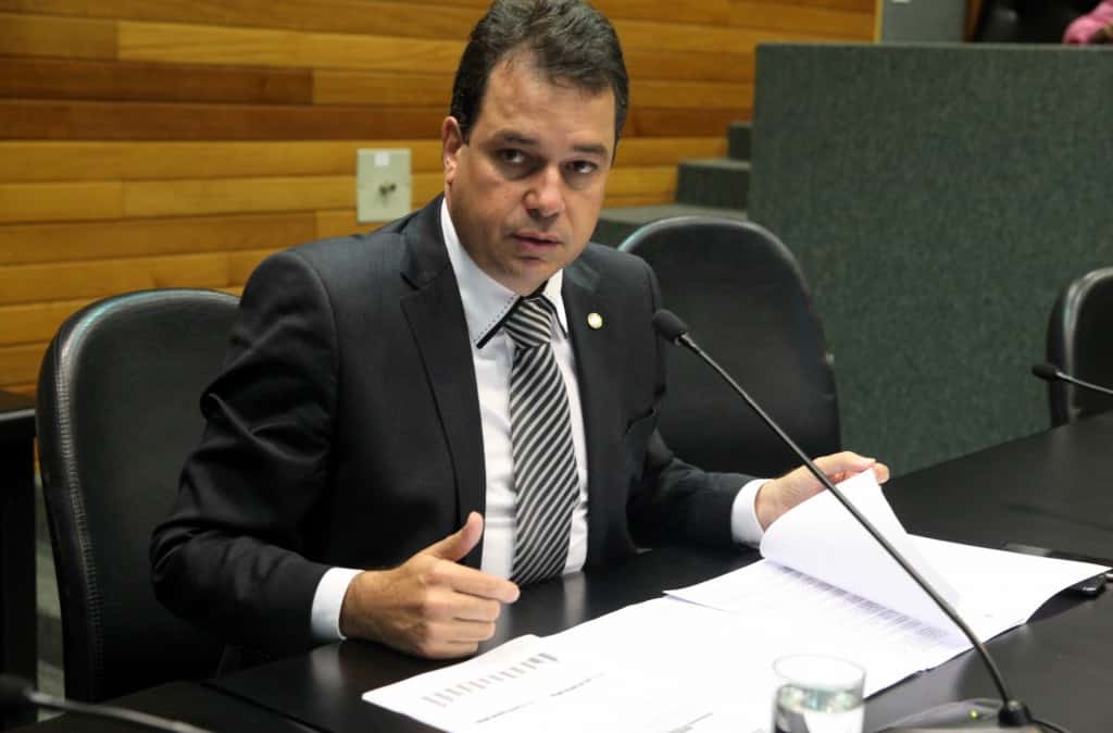 Proposta do Deputado Rodrigo Minotto proíbe cobrança de tarifa mínima de água e energia 1 Proposta do Deputado Rodrigo Minotto proíbe cobrança de tarifa mínima de água e energia