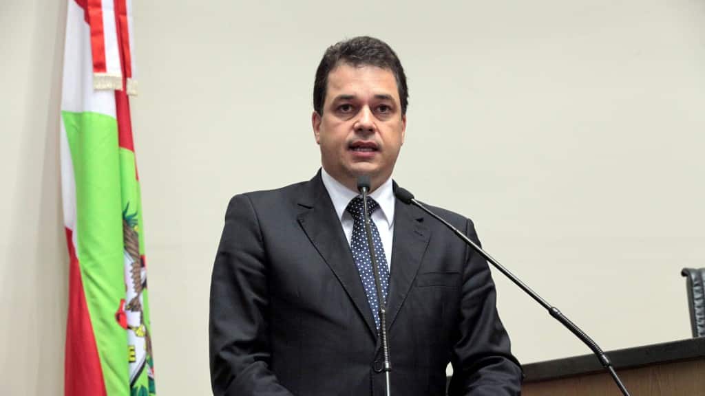 Deputado Rodrigo Minotto pede esforço coletivo para combater alto índice de criminalidade