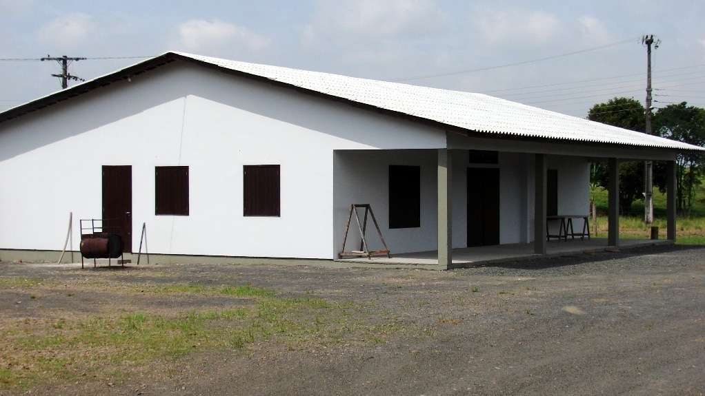 Nesta sexta-feira tem a feijoada do Metrô no salão de festas do Bairro Bortolotto 2 Hoje tem jantar na Casa do Tropeiro no CTG Fronteira da Serra. O Chef Fera e o Tio Táta que comandam a cozinha e a churrasqueira. Costela bovina assada, maionese, saladas, farofa e pão. Estarei lá com certeza e recomendo.