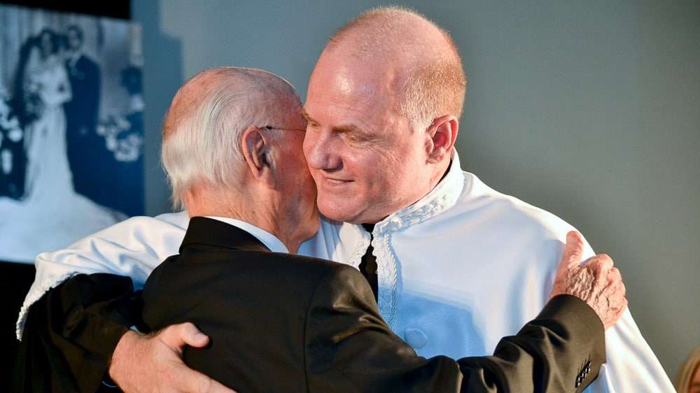 Unesc homenageia seu criador com o título de Doutor Honoris Causa