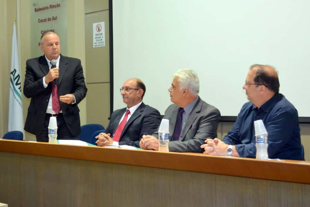 Treze anos depois, Décio Góes volta a ser presidente da AMREC 4 Treze anos depois, Décio Góes volta a ser presidente da AMREC