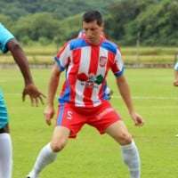 PM de Nova Veneza vence partida amistosa contra time de ex-craques