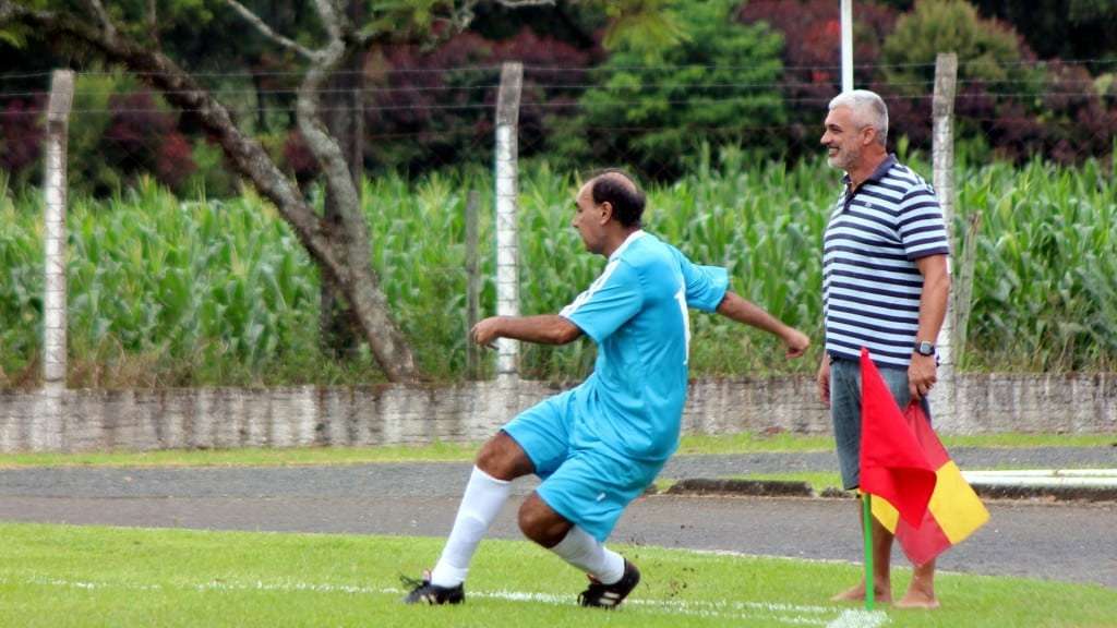 PM de Nova Veneza vence partida amistosa contra time de ex-craques