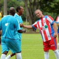 PM de Nova Veneza vence partida amistosa contra time de ex-craques