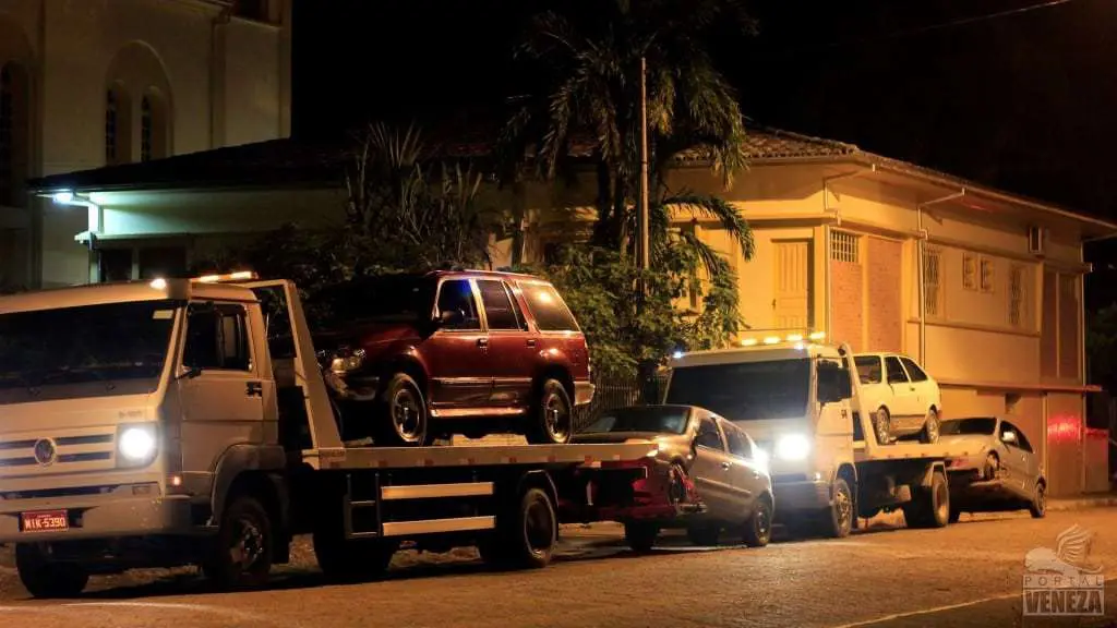 Veículos são apreendidos em fiscalização no São Bento Baixo