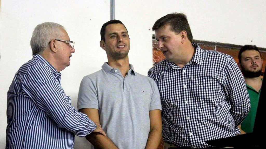 Nesta sexta-feira tem a feijoada do Metrô no salão de festas do Bairro Bortolotto 6 Rio Cedro Médio 2