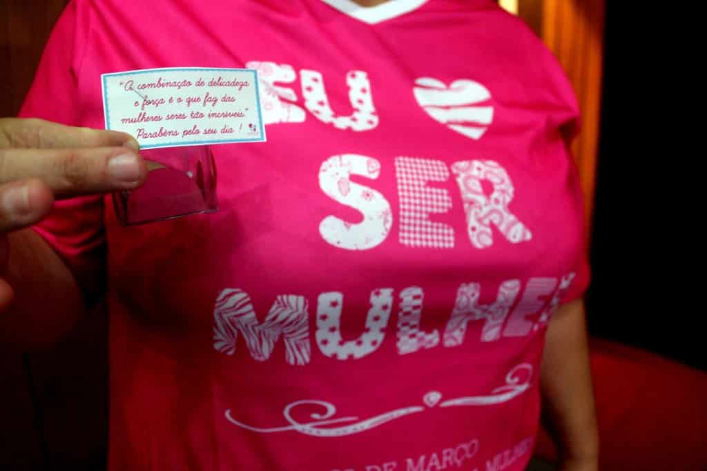 Mulheres lotam Teatro Municipal em comemoração ao seu dia 1 Mulheres lotam Teatro Municipal em comemoração ao seu dia